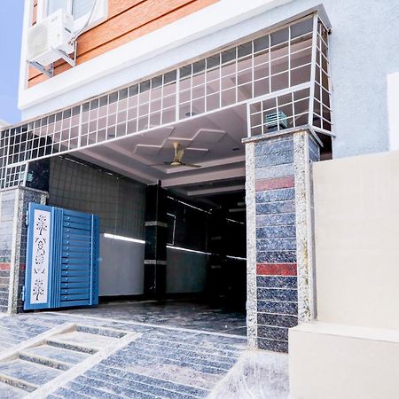 Super Hotel O Adibatla Near Tcs Ibrahimpatan Eksteriør billede